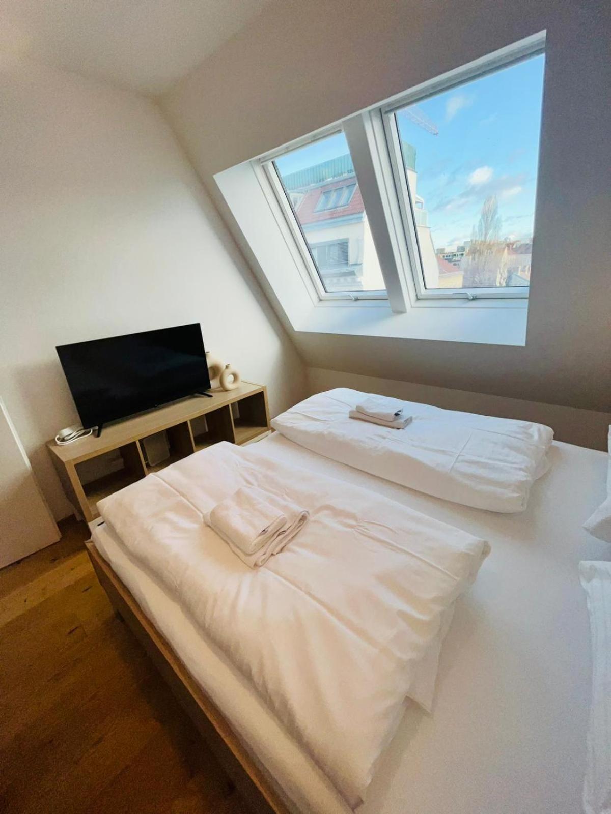 Orestaliving - Penthouse With Private Terrace Wien Exterior foto